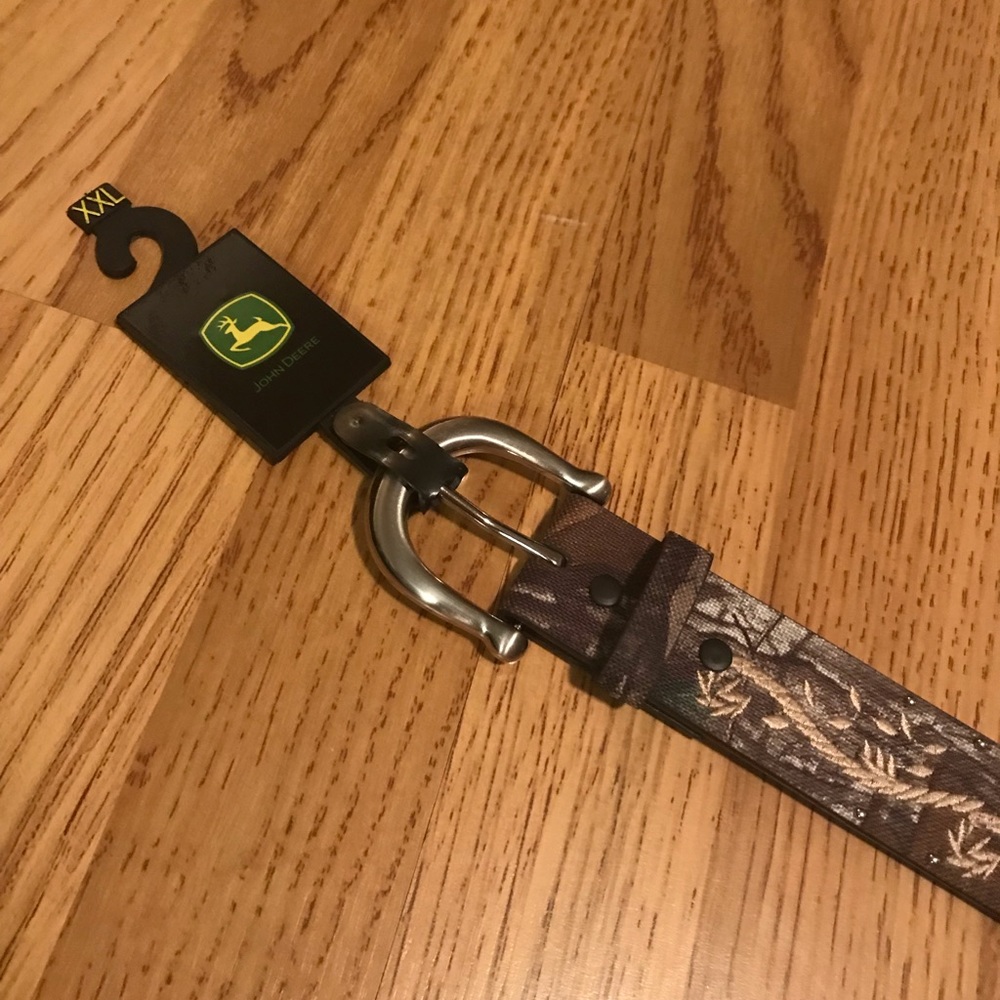🤠NWT John Deere Genuine Leather Belt🤠